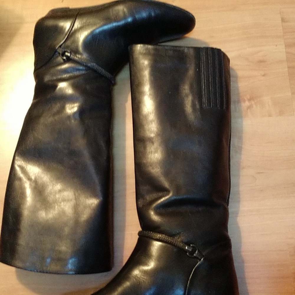 BLACK Migliorini ITALIAN LEATHER Gunmetal Mesh Braceleted Boots Nearly New - Picture 3 of 5